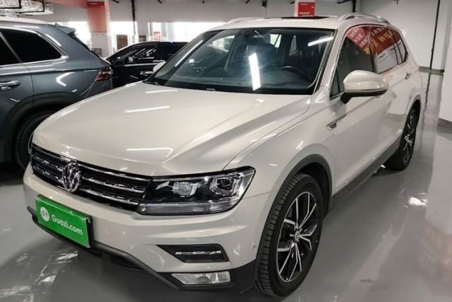 Used Volkswagen Tiguan L 2019 330TSI Automatic Two-Wheel Drive Smart Luxury Version China V Emission Standard