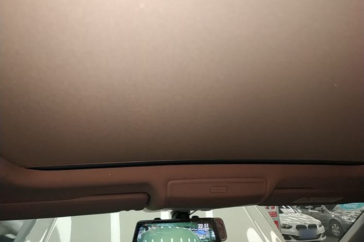 Used Volkswagen Tiguan L 2019 330TSI Automatic Two-Wheel Drive Panoramic Comfort Edition China VI Standard Headliner