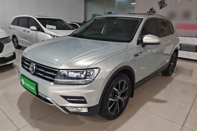 Used Volkswagen Tiguan L 2019 Revised 330TSI Automatic Two-Wheel Drive Smart & Luxury Edition China VI Standard