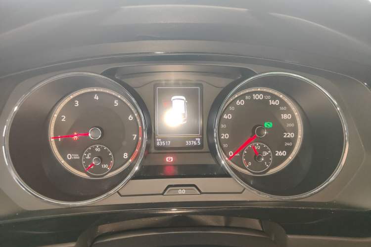 Used Volkswagen Tiguan L 2019 330TSI Automatic Two-Wheel Drive Panoramic Comfort Edition China V Standard Instrument Cluster