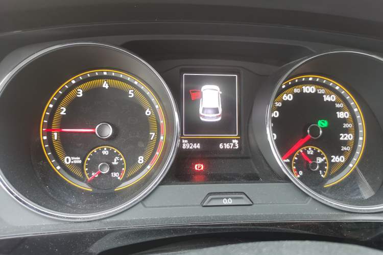 Used Volkswagen Tiguan L 2019 Updated Version 330TSI Automatic Two-Wheel Drive Panoramic Comfort Edition China VI Standard Instrument Cluster