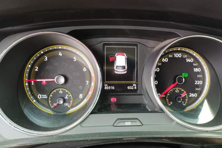 Used Volkswagen Tiguan L 2019 330TSI Automatic Two-Wheel Drive Smart Luxury Version China VI Standard Instrument Cluster