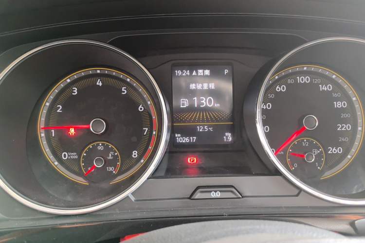 Used Volkswagen Tiguan L 2019 Updated Version 330TSI Automatic Two-Wheel Drive Panoramic Comfort Edition China VI Standard Instrument Cluster