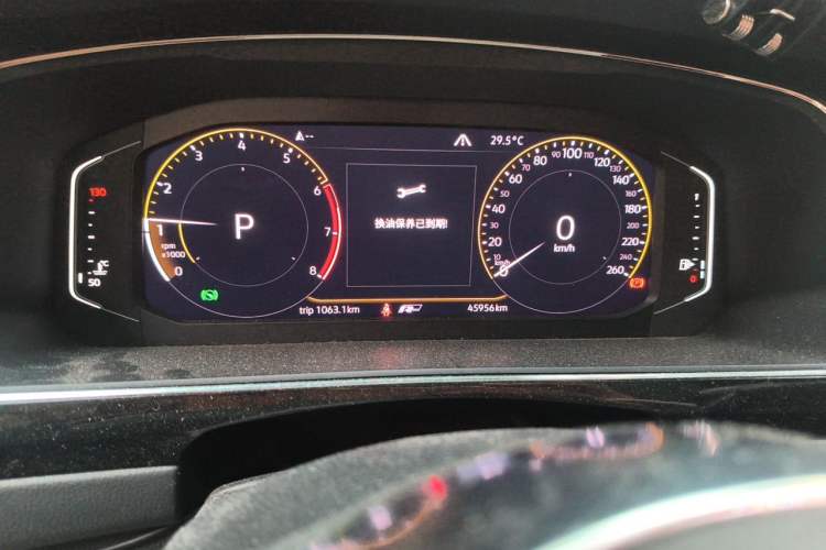 Used Volkswagen Tiguan L 2019 380TSI Automatic All-Wheel Drive R-Line Flagship 7-Seater China VI Standard Instrument Cluster