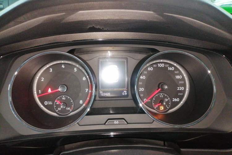 Used Volkswagen Tiguan L 2019 330TSI Automatic Two-Wheel Drive Panoramic Comfort Edition China V Standard Instrument Cluster