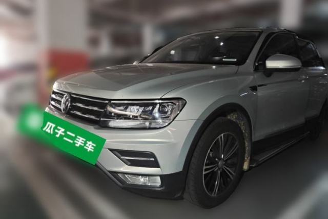 Volkswagen Tiguan L 2019 330TSI Automatic Two-Wheel Drive Panoramic Comfort Edition China VI Standard مستعملة