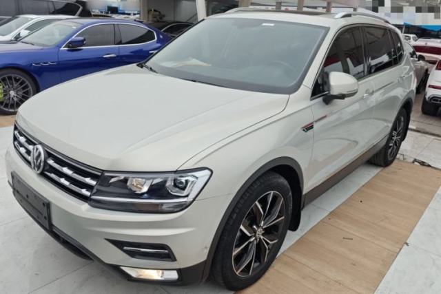 Used Volkswagen Tiguan L 2019 Revised 330TSI Automatic Two-Wheel Drive Smart & Luxury Edition China VI Standard