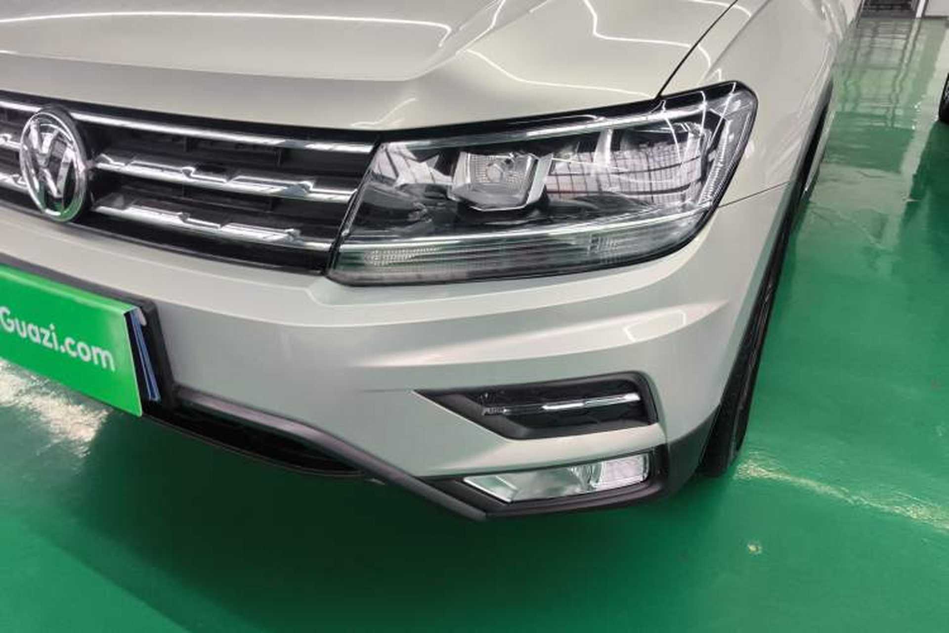Used Volkswagen Tiguan L 2019 Updated Version 330TSI Automatic Two-Wheel Drive Panoramic Comfort Edition China VI Standard Left Front Headlight