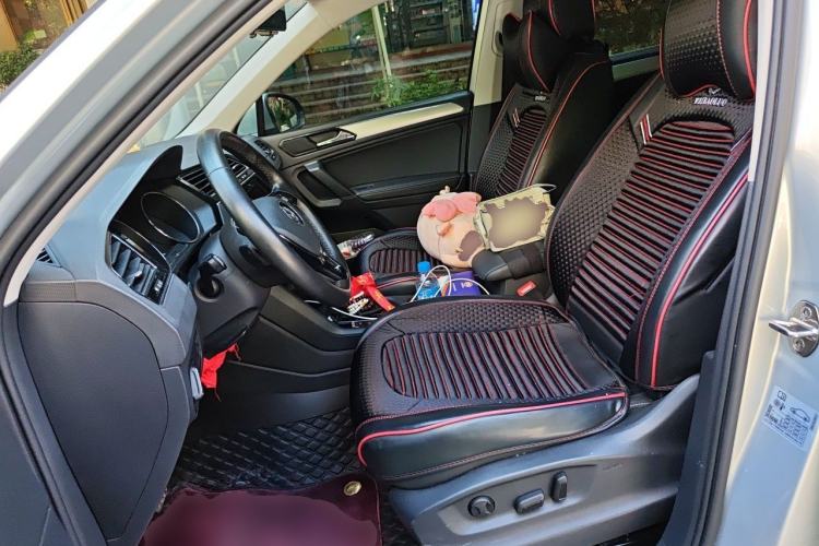 Used Volkswagen Tiguan L 2019 330TSI Automatic Two-Wheel Drive Panoramic Comfort Edition China V Standard Left Front Seat