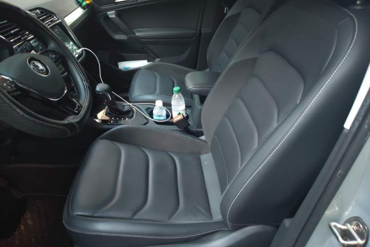 Used Volkswagen Tiguan L 2019 280TSI Automatic Two-Wheel Drive Panoramic Comfort Edition China VI Standard Left Front Seat