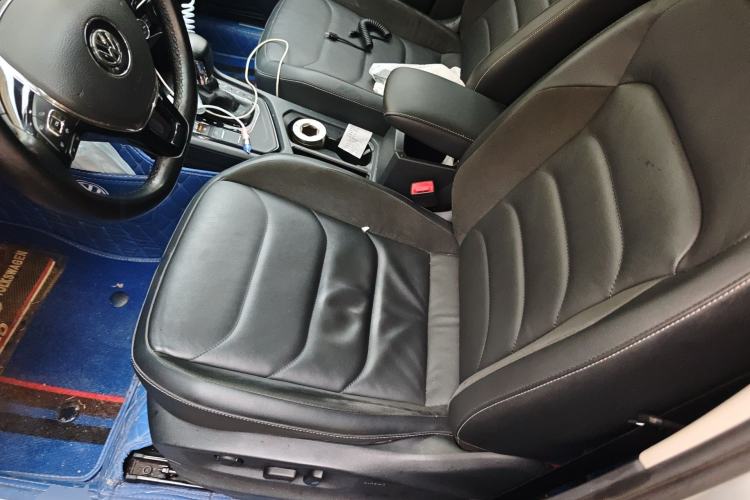 Used Volkswagen Tiguan L 2019 Revised 330TSI Automatic Two-Wheel Drive Smart & Luxury Edition China VI Standard Left Front Seat