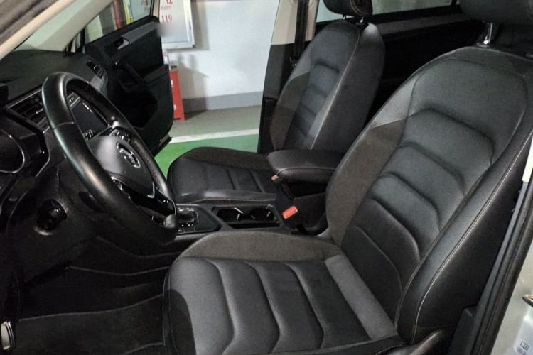 Used Volkswagen Tiguan L 2019 330TSI Automatic Two-Wheel Drive Smart Luxury Version China VI Standard Left Front Seat