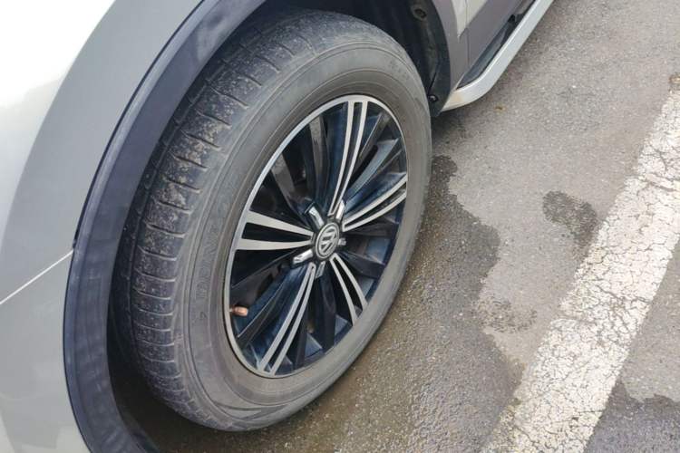 Used Volkswagen Tiguan L 2019 330TSI Automatic Two-Wheel Drive Luxury Edition China VI Standard Left Front Wheel Hub
