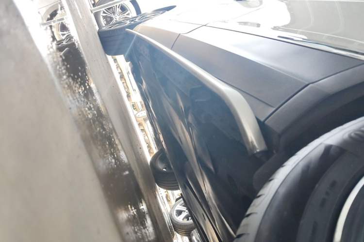 Used Volkswagen Tiguan L 2019 330TSI Automatic Two-Wheel Drive Smart Luxury Version China VI Standard Left Side Sill