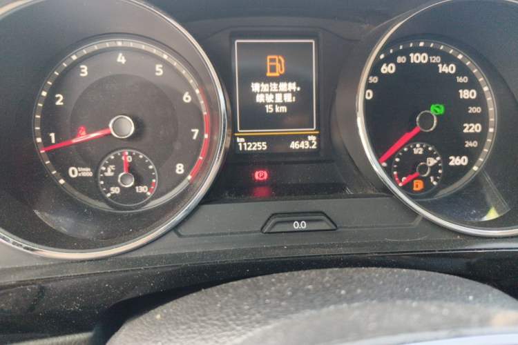 Used Volkswagen Tiguan L 2019 330TSI Automatic Two-Wheel Drive Smart Luxury Version China V Emission Standard Odometer Close Up