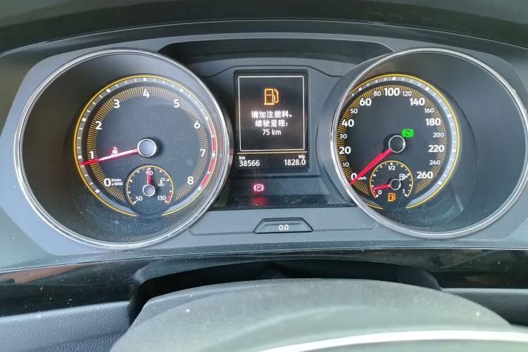 Used Volkswagen Tiguan L 2019 Revised 330TSI Automatic Two-Wheel Drive Smart & Luxury Edition China VI Standard Odometer Close Up