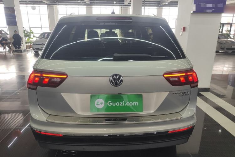 Used Volkswagen Tiguan L 2019 330TSI Automatic Two-Wheel Drive Panoramic Comfort Edition China V Standard Rear