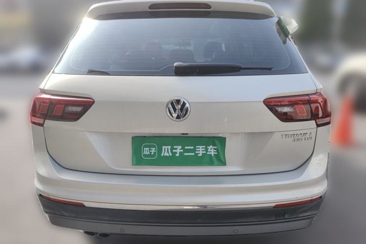 Used Volkswagen Tiguan L 2019 Updated Version 330TSI Automatic Two-Wheel Drive Panoramic Comfort Edition China VI Standard Rear