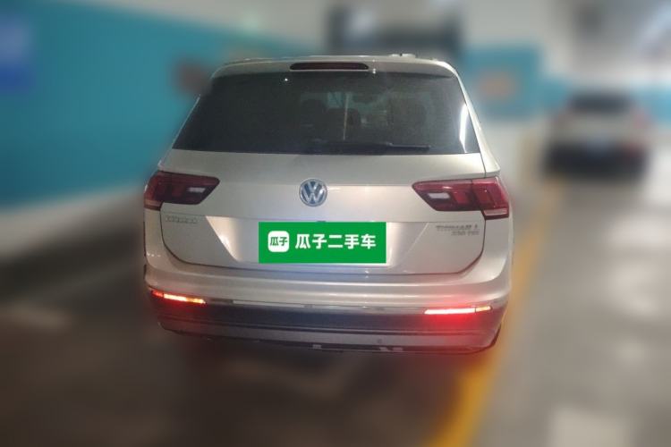 Used Volkswagen Tiguan L 2019 330TSI Automatic Two-Wheel Drive Smart Luxury Version China V Emission Standard Rear