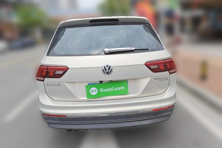 Used Volkswagen Tiguan L 2019 330TSI Automatic Two-Wheel Drive Panoramic Comfort Edition China V Standard Rear