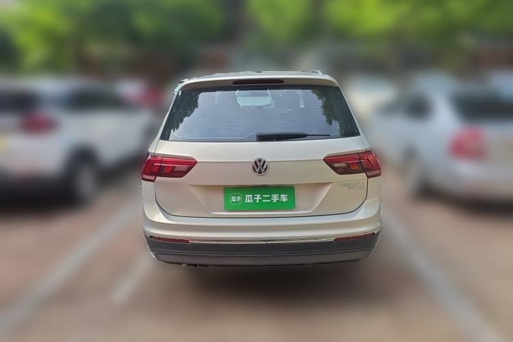 Used Volkswagen Tiguan L 2019 330TSI Automatic Two-Wheel Drive Panoramic Comfort Edition China VI Standard Rear