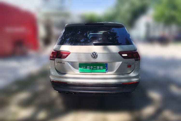 Used Volkswagen Tiguan L 2019 330TSI Automatic Two-Wheel Drive Smart Luxury Version China V Emission Standard Rear