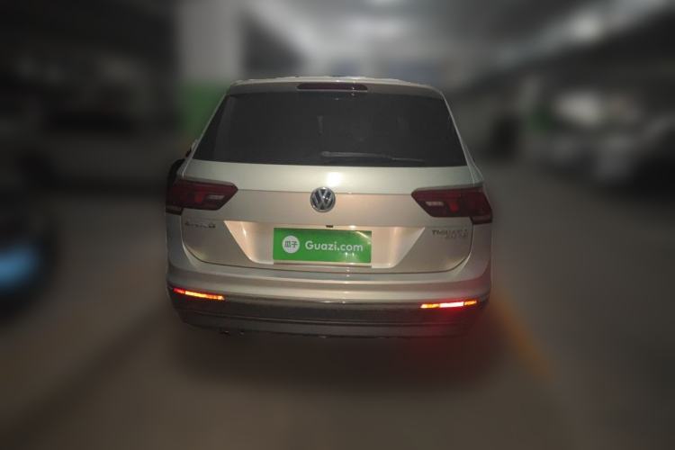 Used Volkswagen Tiguan L 2019 330TSI Automatic Two-Wheel Drive Panoramic Comfort Edition China VI Standard Rear
