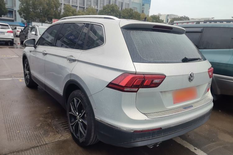 Used Volkswagen Tiguan L 2019 Revised 330TSI Automatic Two-Wheel Drive Smart & Luxury Edition China VI Standard Rear Left 45 Deg