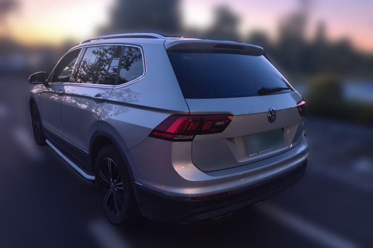 Used Volkswagen Tiguan L 2019 330TSI Automatic Two-Wheel Drive Panoramic Comfort Edition China VI Standard Rear Left 45 Deg