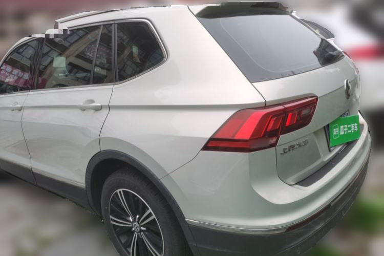 Used Volkswagen Tiguan L 2019 Updated Version 330TSI Automatic Two-Wheel Drive Panoramic Comfort Edition China VI Standard Rear Left 45 Deg