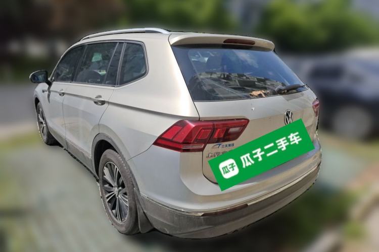 Used Volkswagen Tiguan L 2019 Revised Version 330TSI Automatic Two-Wheel Drive Panoramic Comfort Edition China V Standard Rear Left 45 Deg