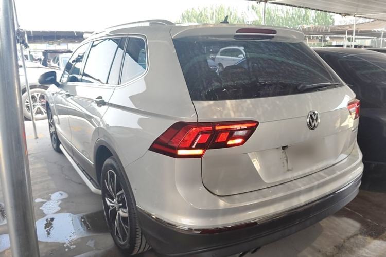 Used Volkswagen Tiguan L 2019 330TSI Automatic Two-Wheel Drive Smart Luxury Version China VI Standard Rear Left 45 Deg