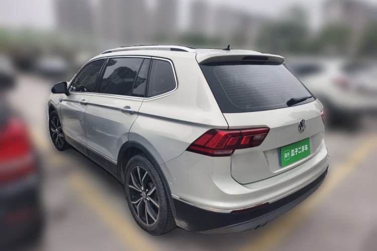 Used Volkswagen Tiguan L 2019 Revised 330TSI Automatic Two-Wheel Drive Smart & Luxury Edition China VI Standard Rear Left 45 Deg