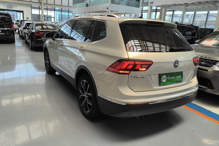 Used Volkswagen Tiguan L 2019 Revised 330TSI Automatic Two-Wheel Drive Smart & Luxury Edition China VI Standard Rear Left 45 Deg
