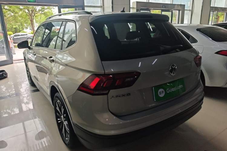 Used Volkswagen Tiguan L 2019 330TSI Automatic Two-Wheel Drive Luxury Edition China VI Standard Rear Left 45 Deg