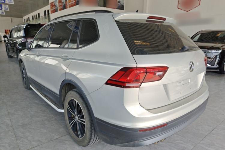 Used Volkswagen Tiguan L 2019 330TSI Automatic Two-Wheel Drive Luxury Edition China VI Standard Rear Left 45 Deg