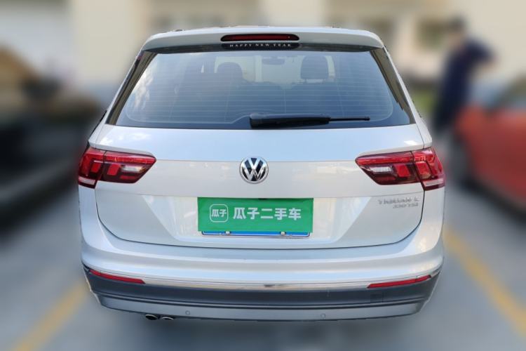 Used Volkswagen Tiguan L 2019 Revised 330TSI Automatic Two-Wheel Drive Smart & Luxury Edition China VI Standard Rear