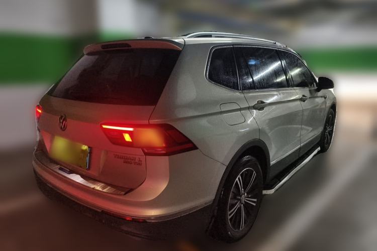 Used Volkswagen Tiguan L 2019 Updated Version 330TSI Automatic Two-Wheel Drive Panoramic Comfort Edition China VI Standard Rear Right 45 Deg