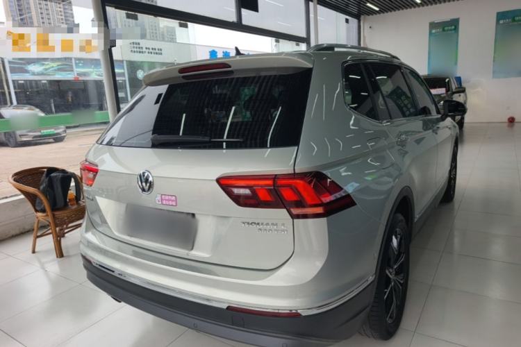 Used Volkswagen Tiguan L 2019 Revised 330TSI Automatic Two-Wheel Drive Smart & Luxury Edition China VI Standard Rear Right 45 Deg