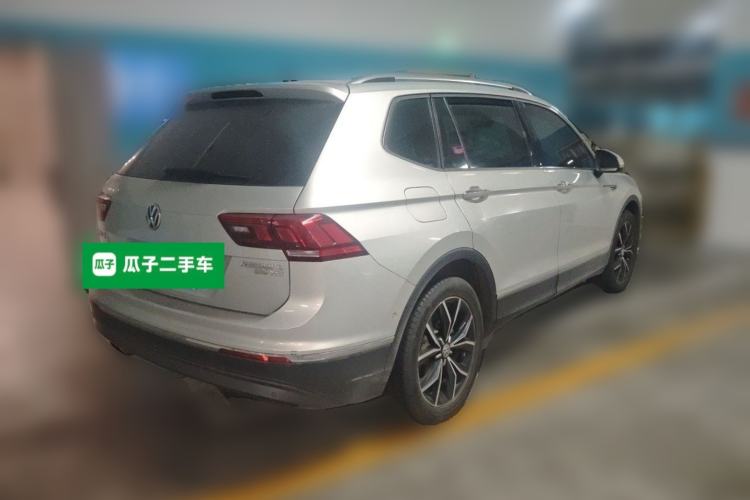 Used Volkswagen Tiguan L 2019 330TSI Automatic Two-Wheel Drive Smart Luxury Version China V Emission Standard Rear Right 45 Deg