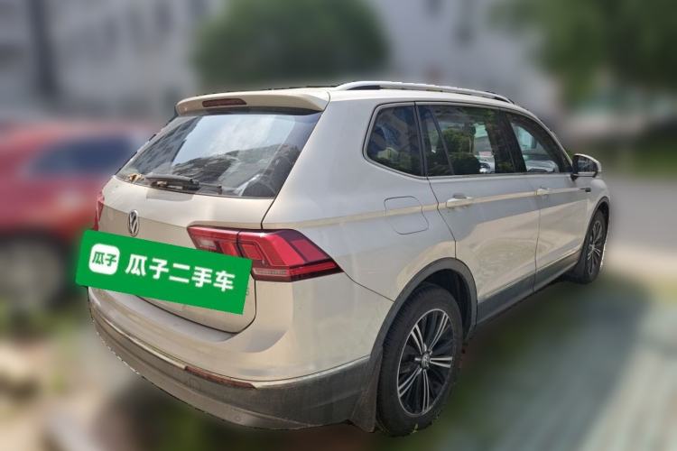 Used Volkswagen Tiguan L 2019 Revised Version 330TSI Automatic Two-Wheel Drive Panoramic Comfort Edition China V Standard Rear Right 45 Deg