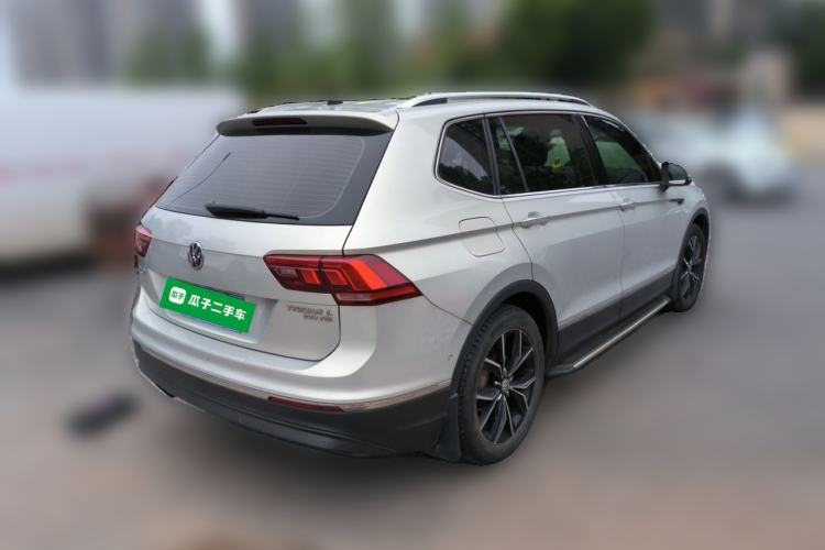 Used Volkswagen Tiguan L 2019 Revised 330TSI Automatic Two-Wheel Drive Smart & Luxury Edition China VI Standard Rear Right 45 Deg
