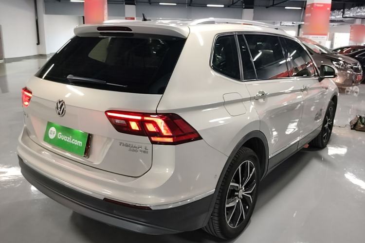 Used Volkswagen Tiguan L 2019 330TSI Automatic Two-Wheel Drive Smart Luxury Version China V Emission Standard Rear Right 45 Deg
