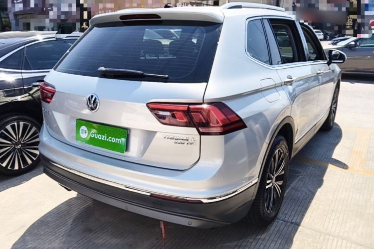 Used Volkswagen Tiguan L 2019 330TSI Automatic Two-Wheel Drive Panoramic Comfort Edition China V Standard Rear Right 45 Deg
