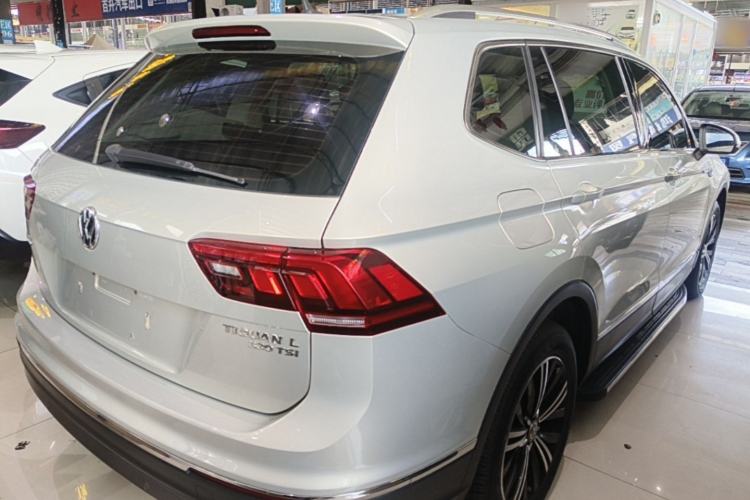 Used Volkswagen Tiguan L 2019 Updated Version 330TSI Automatic Two-Wheel Drive Panoramic Comfort Edition China VI Standard Rear Right 45 Deg
