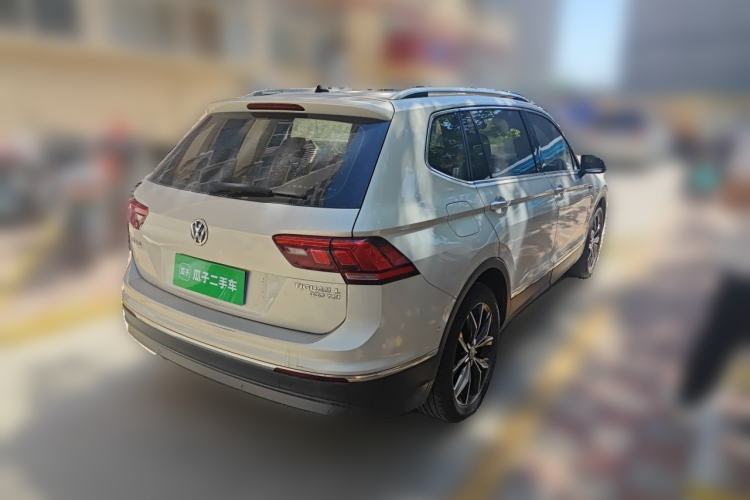 Used Volkswagen Tiguan L 2019 330TSI Automatic Two-Wheel Drive Smart Luxury Version China VI Standard Rear Right 45 Deg