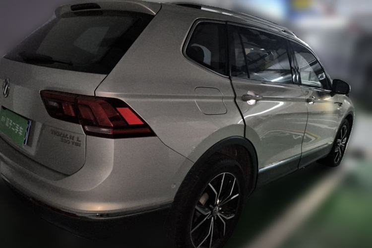 Used Volkswagen Tiguan L 2019 330TSI Automatic Two-Wheel Drive Smart Luxury Version China VI Standard Rear Right 45 Deg