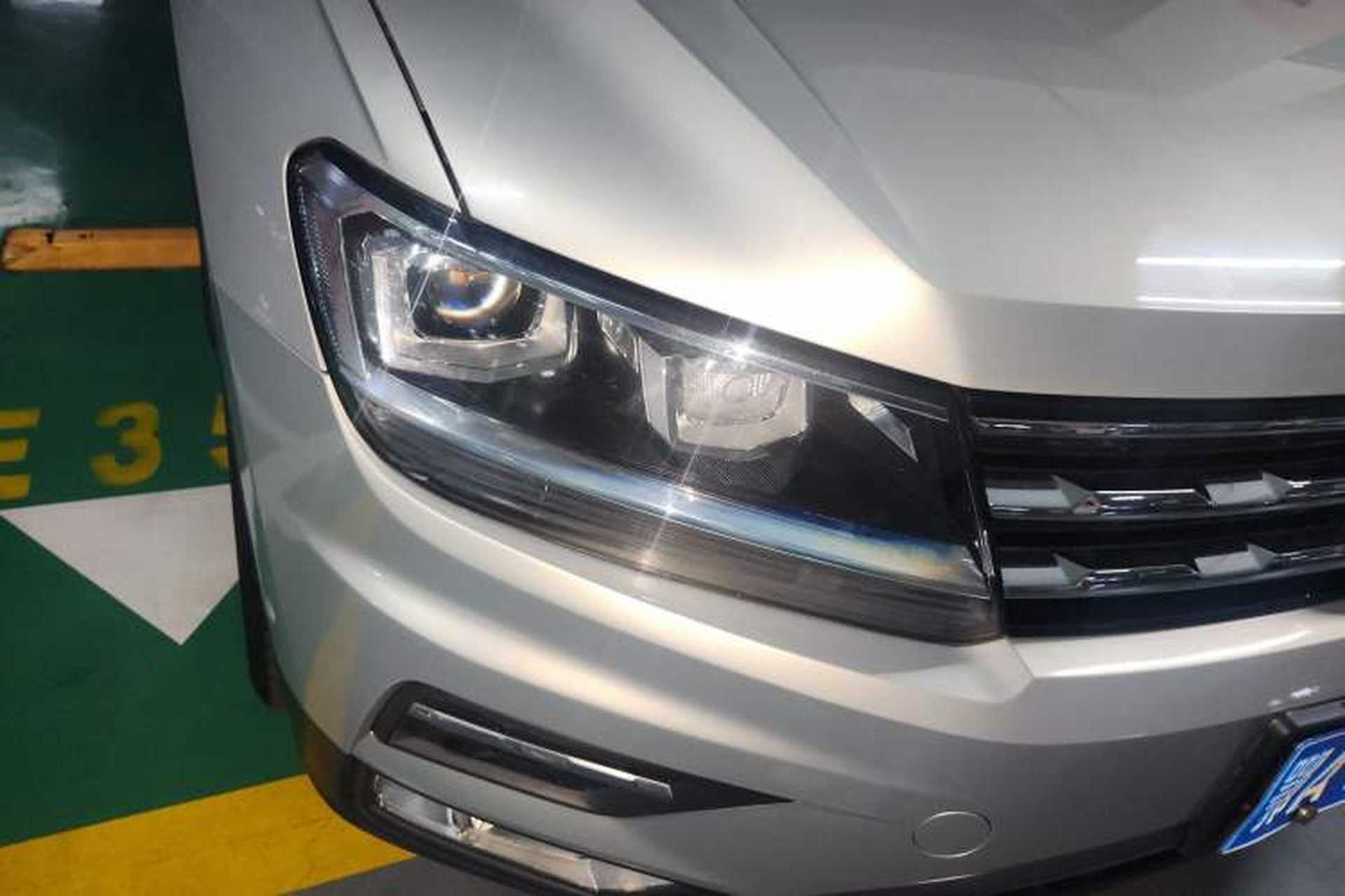 Used Volkswagen Tiguan L 2019 330TSI Automatic Two-Wheel Drive Smart Luxury Version China VI Standard Right Front Headlight