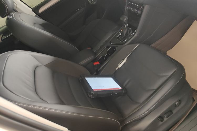 Used Volkswagen Tiguan L 2019 330TSI Automatic Two-Wheel Drive Panoramic Comfort Edition China V Standard Right Front Seat
