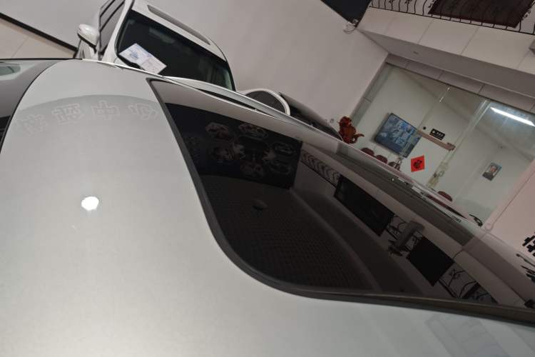 Used Volkswagen Tiguan L 2019 Revised 330TSI Automatic Two-Wheel Drive Smart & Luxury Edition China VI Standard Roof